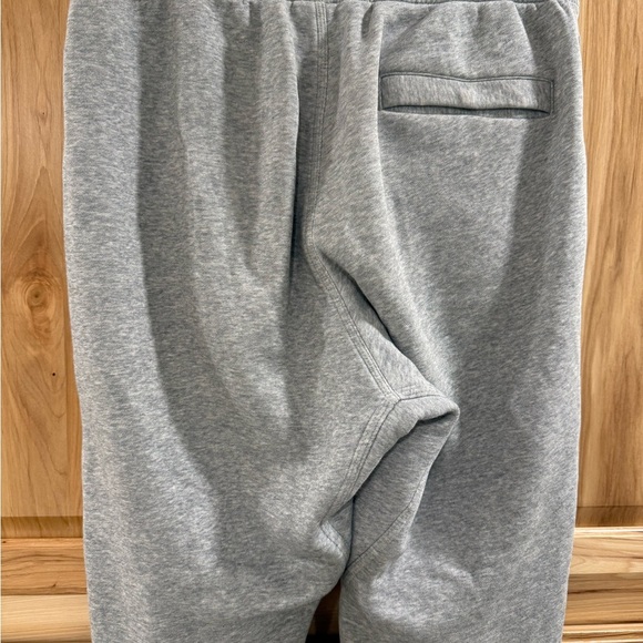 Nike Women’s Heather Gray Joggers Active Sporty Athleisure Loungewear Comfy - Picture 9 of 14